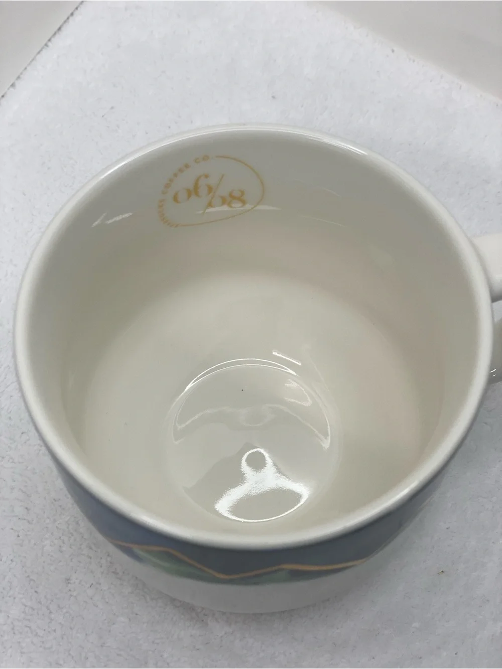 Starbucks 2015 Artisan Series 06/08 12 ounce Coffee Mug Mountain Design Gold RIm